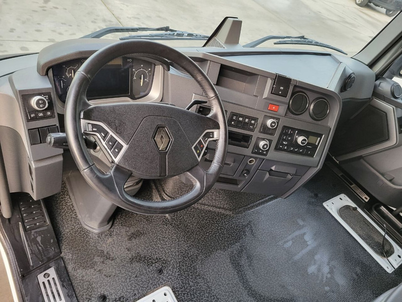 Renault T model - Кабіна й інтер'єр в категорії Вантажівки: фото 4 Renault T model - Кабіна й інтер'єр в категорії Вантажівки: фото 4