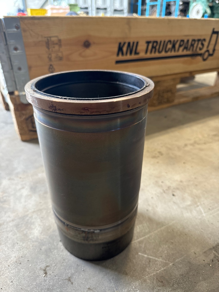 DAF CYLINDERS 1935136 - Двигун та запчастини в категорії Вантажівки: фото 1 DAF CYLINDERS 1935136 - Двигун та запчастини в категорії Вантажівки: фото 1