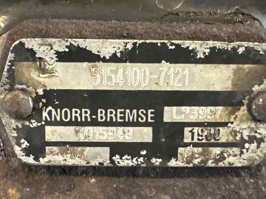 MAN COMPRESSOR 51.54100-7121 - Двигун та запчастини в категорії Вантажівки: фото 2 MAN COMPRESSOR 51.54100-7121 - Двигун та запчастини в категорії Вантажівки: фото 2