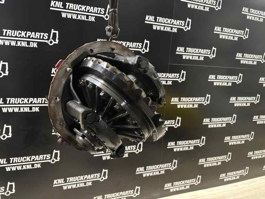 MAN DIFF HY-1350 - 3.700 // 81.35010-6260 - Диференціал в категорії Вантажівки: фото 1 MAN DIFF HY-1350 - 3.700 // 81.35010-6260 - Диференціал в категорії Вантажівки: фото 1