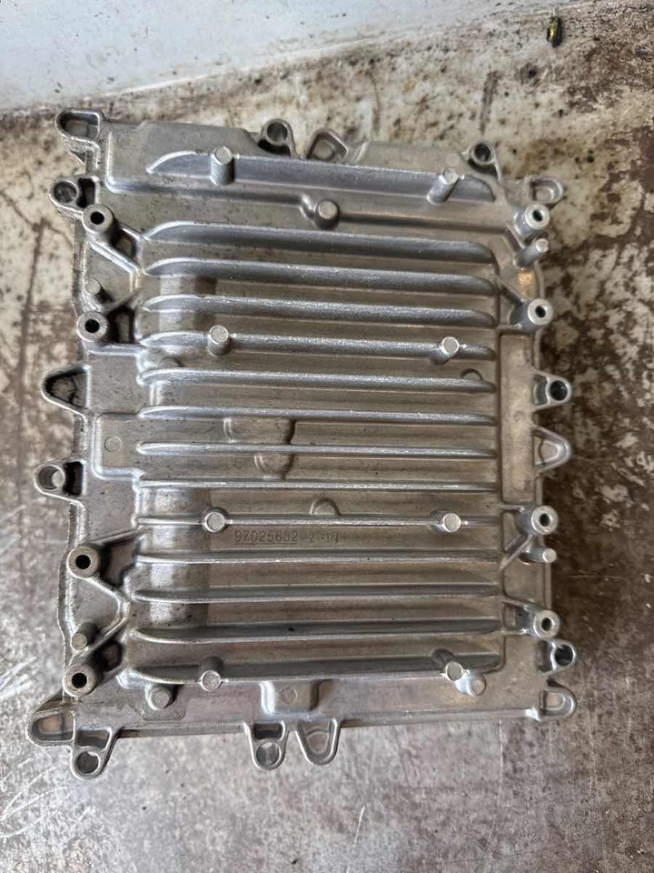 MAN ENGINE ECU 51.25834-7750 - Електрична система в категорії Вантажівки: фото 3 MAN ENGINE ECU 51.25834-7750 - Електрична система в категорії Вантажівки: фото 3