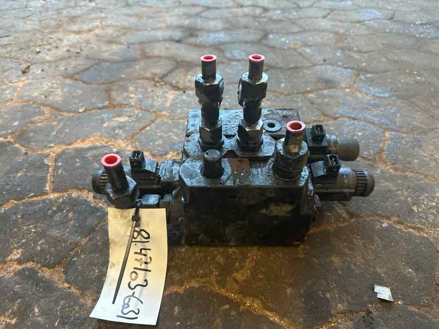 MAN STEERING VALVE  81.47103-6031 - Рульове управління в категорії Вантажівки: фото 1 MAN STEERING VALVE  81.47103-6031 - Рульове управління в категорії Вантажівки: фото 1