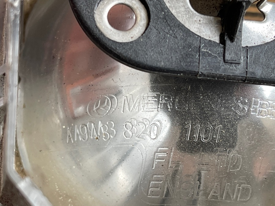 MERCEDES LAMP A9438201101 - Світло/ Освітлення в категорії Вантажівки: фото 3 MERCEDES LAMP A9438201101 - Світло/ Освітлення в категорії Вантажівки: фото 3