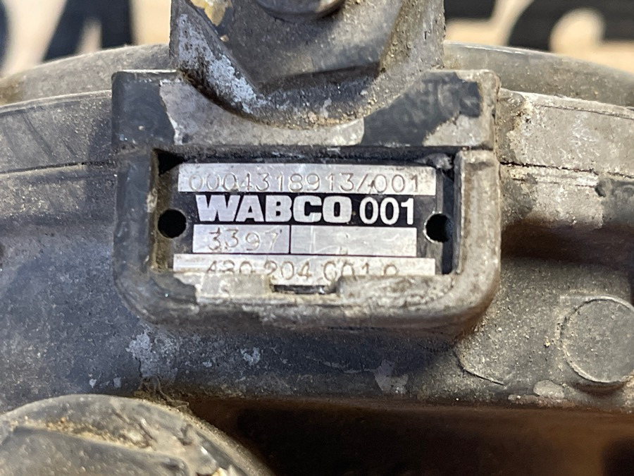 MERCEDES VALVE A0004318913 - Гальмівний клапан в категорії Вантажівки: фото 4 MERCEDES VALVE A0004318913 - Гальмівний клапан в категорії Вантажівки: фото 4