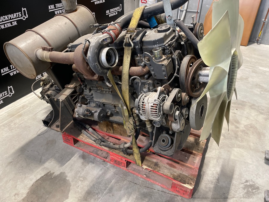 NEW HOLLAND 667TA EEE MOTOR F4HE - Двигун в категорії Вантажівки: фото 2 NEW HOLLAND 667TA EEE MOTOR F4HE - Двигун в категорії Вантажівки: фото 2