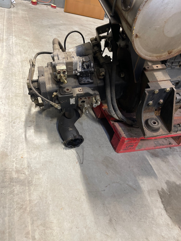 NEW HOLLAND 667TA EEE MOTOR F4HE - Двигун в категорії Вантажівки: фото 1 NEW HOLLAND 667TA EEE MOTOR F4HE - Двигун в категорії Вантажівки: фото 1