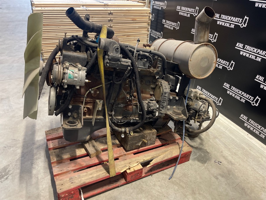 NEW HOLLAND 667TA EEE MOTOR F4HE - Двигун в категорії Вантажівки: фото 3 NEW HOLLAND 667TA EEE MOTOR F4HE - Двигун в категорії Вантажівки: фото 3