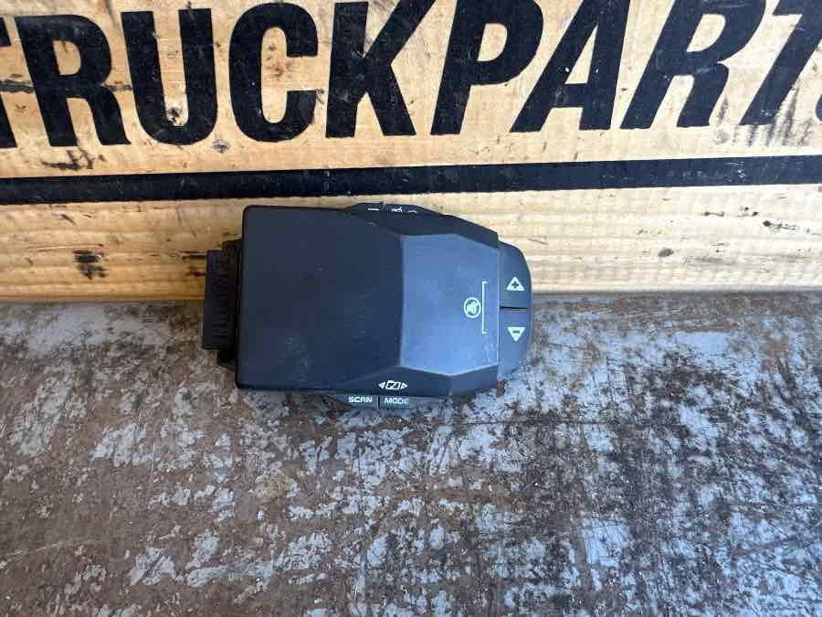 RENAULT LEVER SWITCH 21708999 - Кабіна й інтер'єр в категорії Вантажівки: фото 2 RENAULT LEVER SWITCH 21708999 - Кабіна й інтер'єр в категорії Вантажівки: фото 2