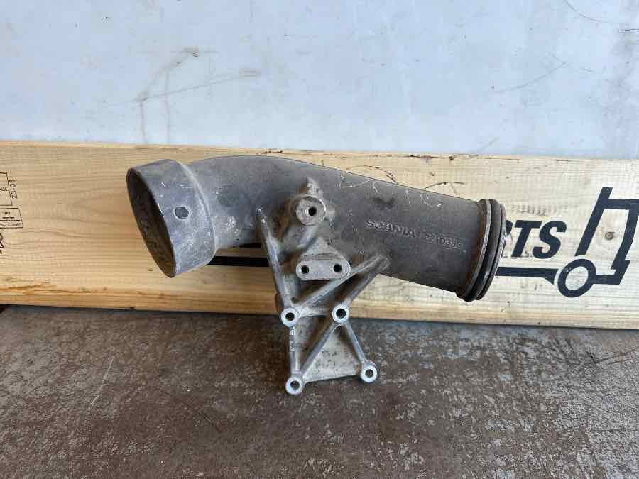 SCANIA AIR PIPE 2210838 - Впускна труба в категорії Вантажівки: фото 2 SCANIA AIR PIPE 2210838 - Впускна труба в категорії Вантажівки: фото 2