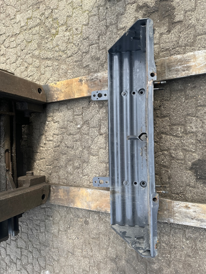 SCANIA BATTERY BOX 2016256 - Рама/ Шасі в категорії Вантажівки: фото 3 SCANIA BATTERY BOX 2016256 - Рама/ Шасі в категорії Вантажівки: фото 3