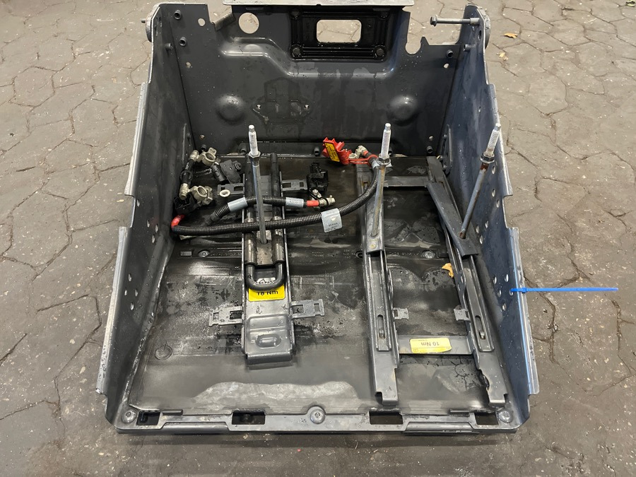 SCANIA BATTERY BOX 2577204 - Рама/ Шасі в категорії Вантажівки: фото 1 SCANIA BATTERY BOX 2577204 - Рама/ Шасі в категорії Вантажівки: фото 1