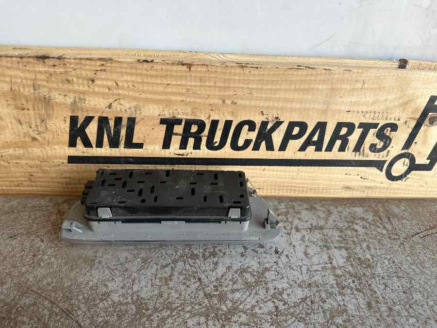 SCANIA ROOF LAMP 2242539 - Світло/ Освітлення в категорії Вантажівки: фото 2 SCANIA ROOF LAMP 2242539 - Світло/ Освітлення в категорії Вантажівки: фото 2