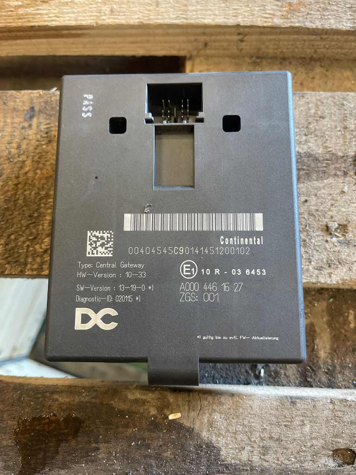 SETRA / MERCEDES ECU A0004461727 - Блок управління в категорії Автобуси: фото 1 SETRA / MERCEDES ECU A0004461727 - Блок управління в категорії Автобуси: фото 1