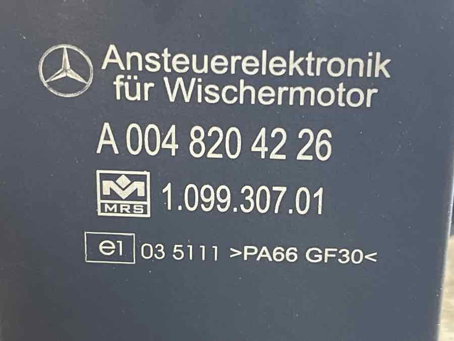 SETRA / MERCEDES ECU WIPER MOTOR A0048204226 - Блок управління в категорії Автобуси: фото 2 SETRA / MERCEDES ECU WIPER MOTOR A0048204226 - Блок управління в категорії Автобуси: фото 2