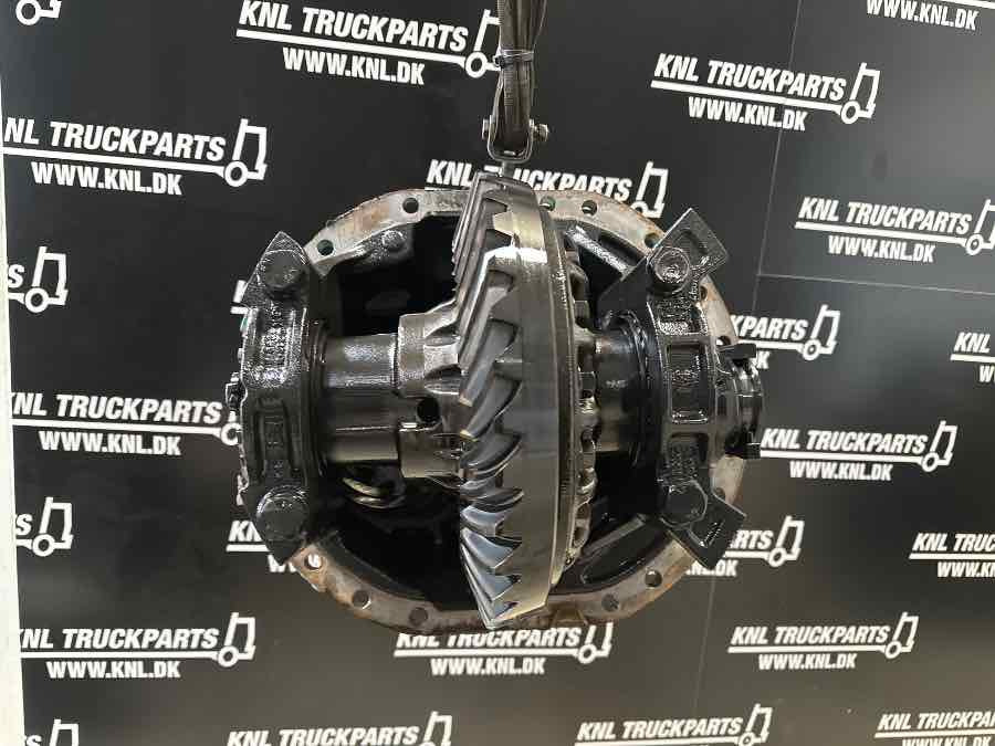 VOLVO DIFF RTS2370A - 2.83 // 22376670 - Диференціал в категорії Вантажівки: фото 3 VOLVO DIFF RTS2370A - 2.83 // 22376670 - Диференціал в категорії Вантажівки: фото 3