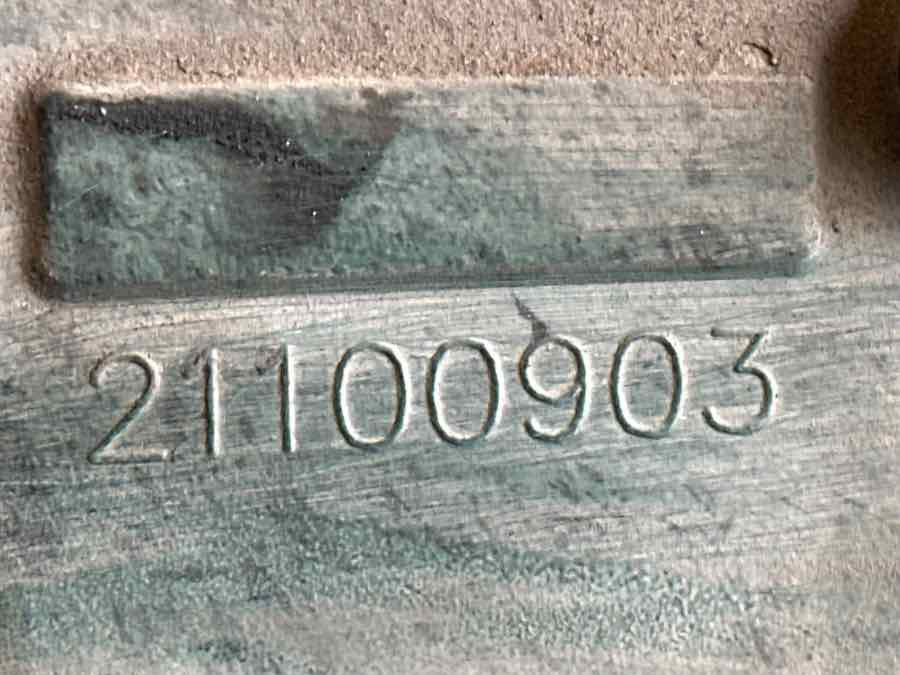 VOLVO ENGINE COVER 21100903 - Двигун та запчастини в категорії Вантажівки: фото 3 VOLVO ENGINE COVER 21100903 - Двигун та запчастини в категорії Вантажівки: фото 3