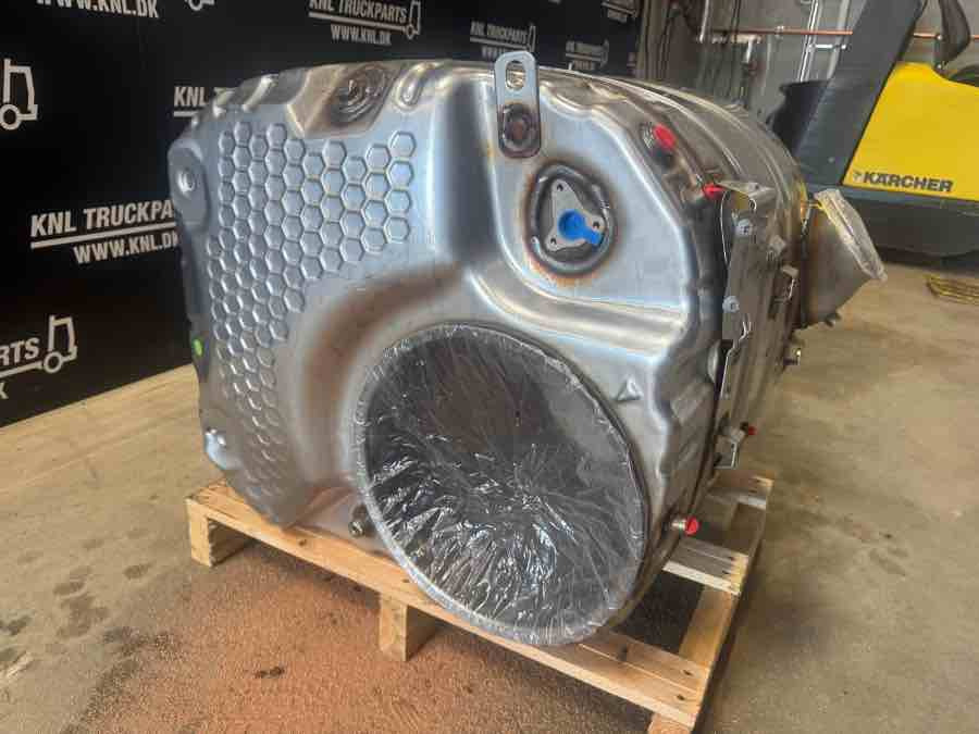 VOLVO EXHAUST 24617946 - Вихлопна система в категорії Вантажівки: фото 2 VOLVO EXHAUST 24617946 - Вихлопна система в категорії Вантажівки: фото 2