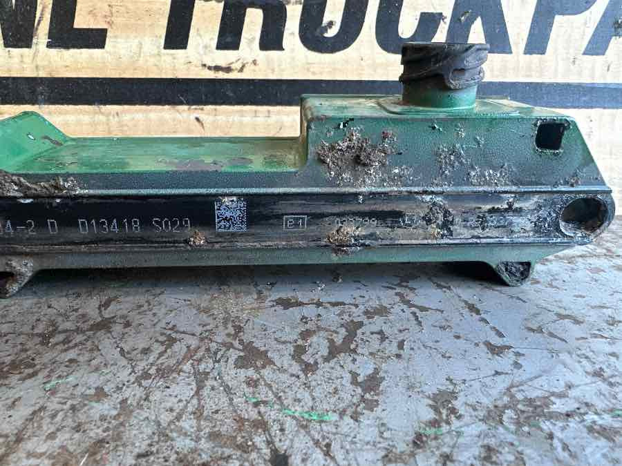 VOLVO STEERING CYLINDER VALVE 21933934 - Гальмівний клапан в категорії Вантажівки: фото 3 VOLVO STEERING CYLINDER VALVE 21933934 - Гальмівний клапан в категорії Вантажівки: фото 3