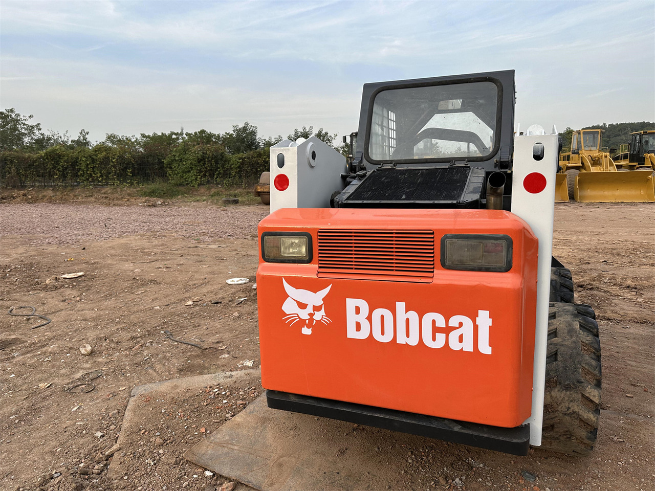 BOBCAT S300 - Міні-навантажувач: фото 3 BOBCAT S300 - Міні-навантажувач: фото 3