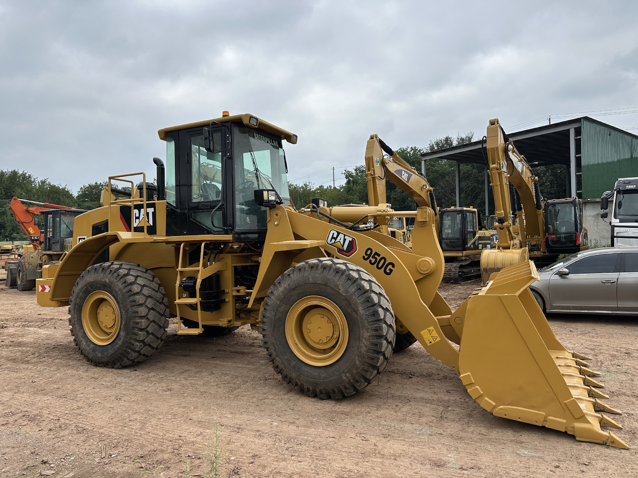 CAT 950G - Колісний навантажувач: фото 4 CAT 950G - Колісний навантажувач: фото 4