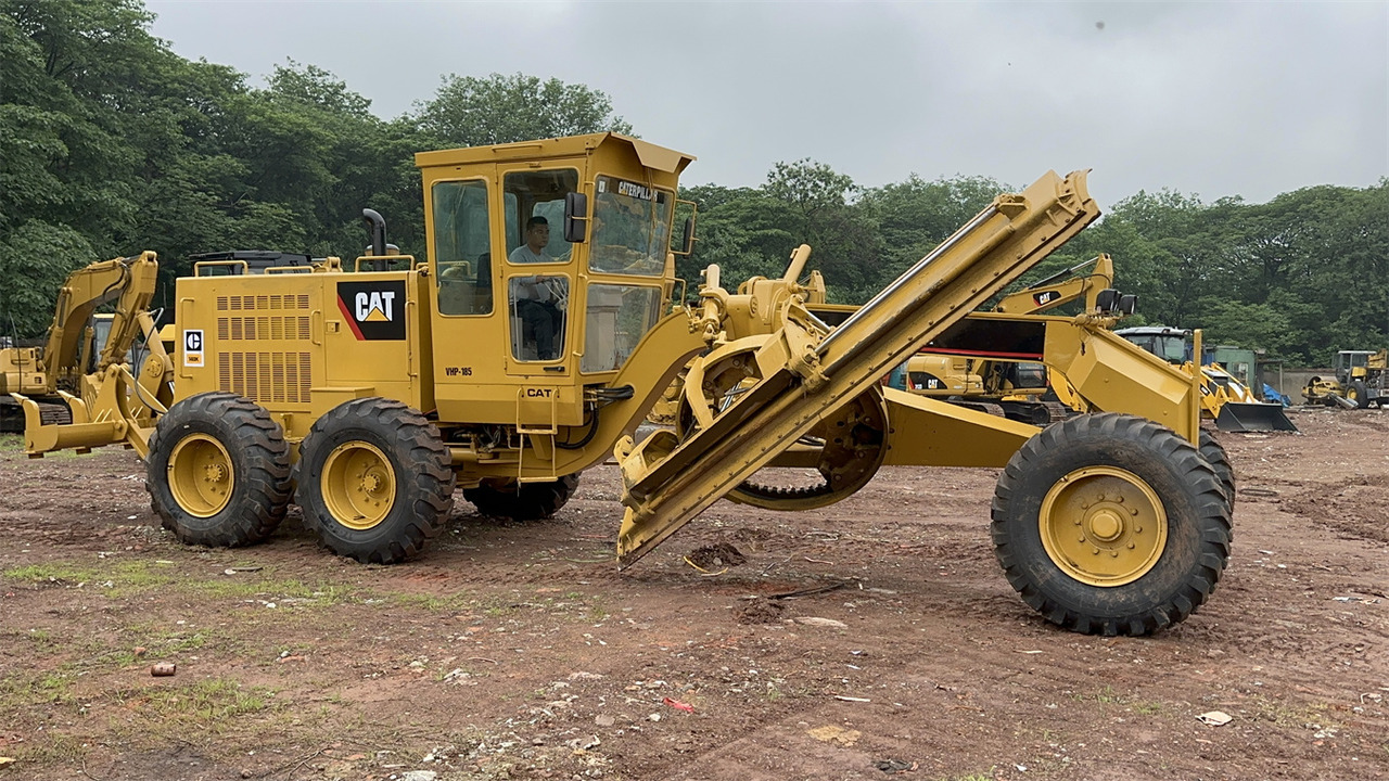 Грейдер CATERPILLAR 140K: фото 8