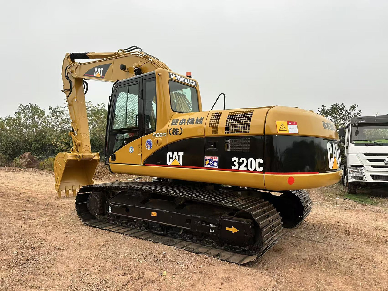 CATERPILLAR 320C - Гусеничний екскаватор: фото 3 CATERPILLAR 320C - Гусеничний екскаватор: фото 3