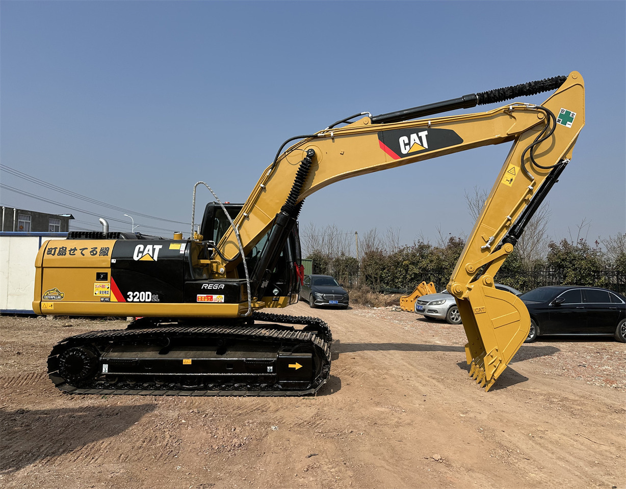 CATERPILLAR 320D2L - Гусеничний екскаватор: фото 2 CATERPILLAR 320D2L - Гусеничний екскаватор: фото 2