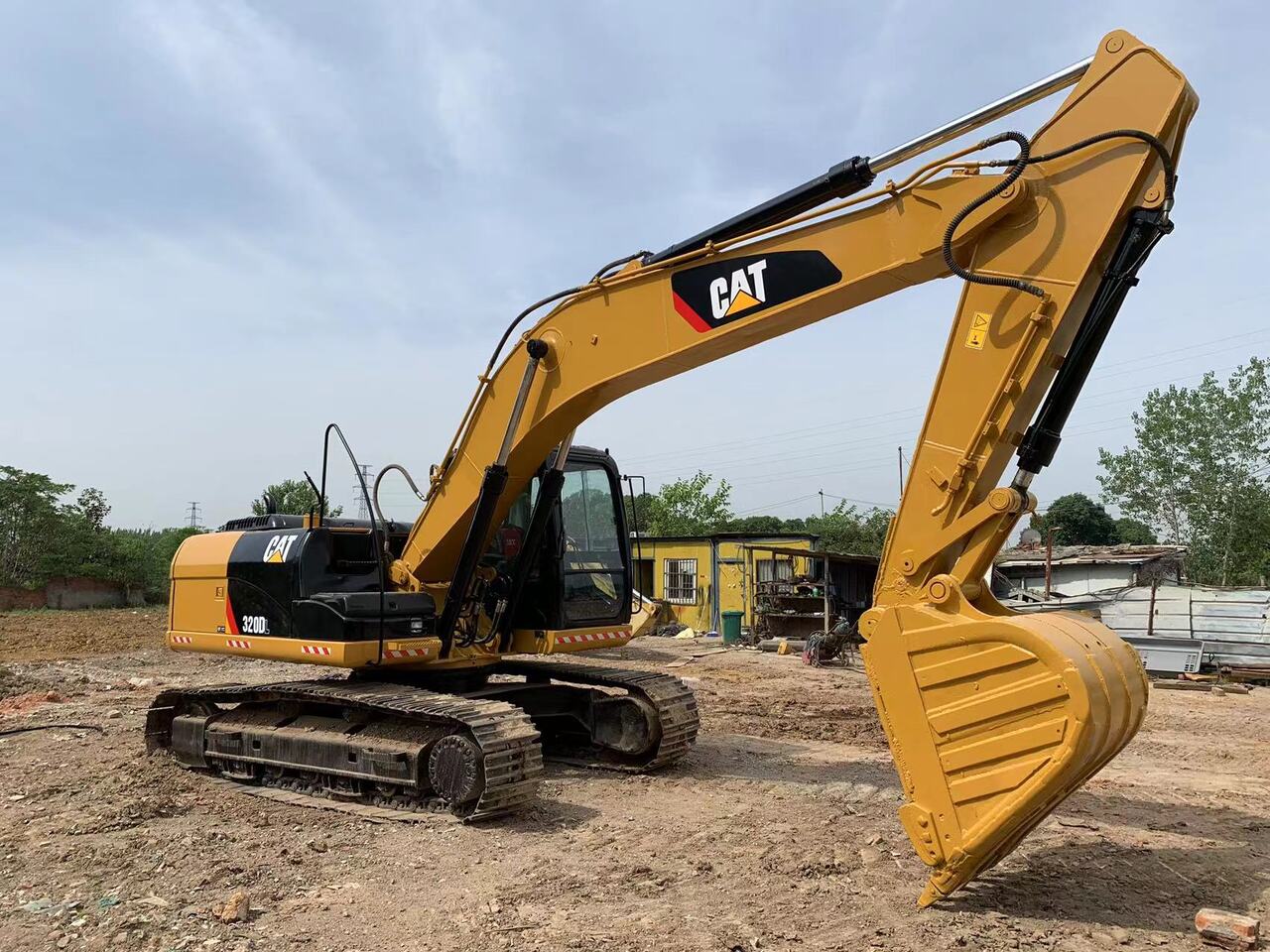 CATERPILLAR 320DL - Гусеничний екскаватор: фото 4 CATERPILLAR 320DL - Гусеничний екскаватор: фото 4