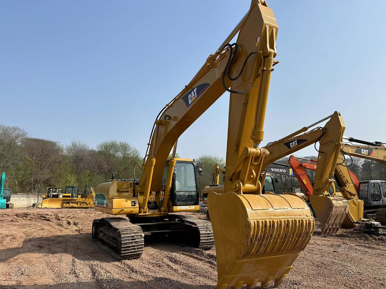 CATERPILLAR 325C - Гусеничний екскаватор: фото 3 CATERPILLAR 325C - Гусеничний екскаватор: фото 3