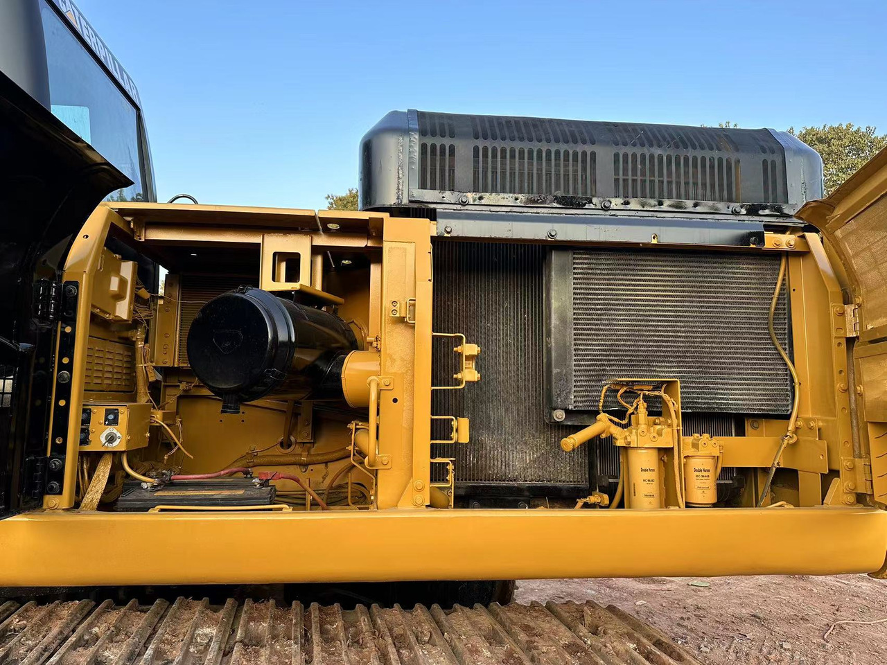 Гусеничний екскаватор CATERPILLAR 330D2L excavator: фото 10 Гусеничний екскаватор CATERPILLAR 330D2L excavator: фото 10