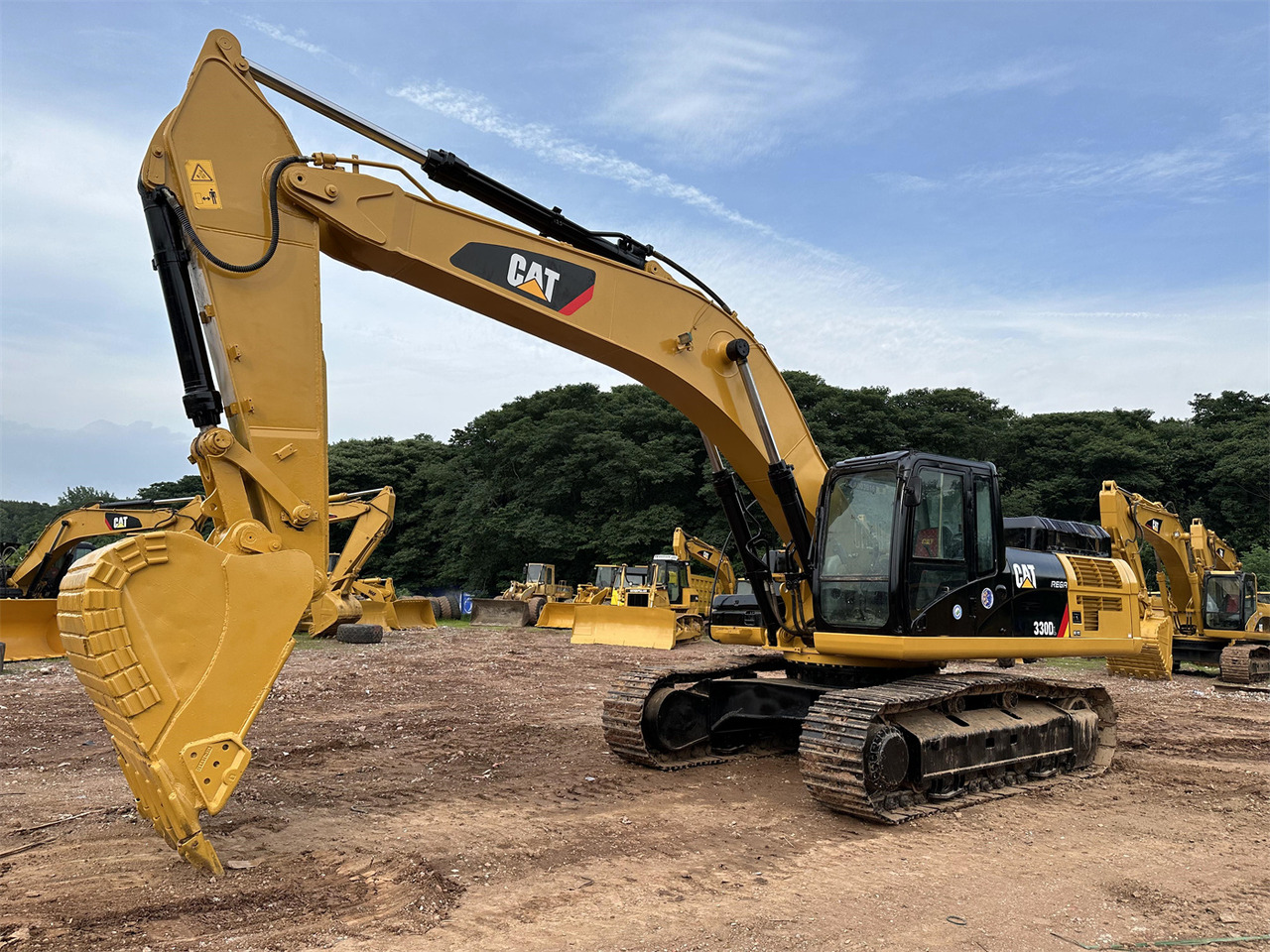 CATERPILLAR 330DL - Гусеничний екскаватор: фото 1 CATERPILLAR 330DL - Гусеничний екскаватор: фото 1