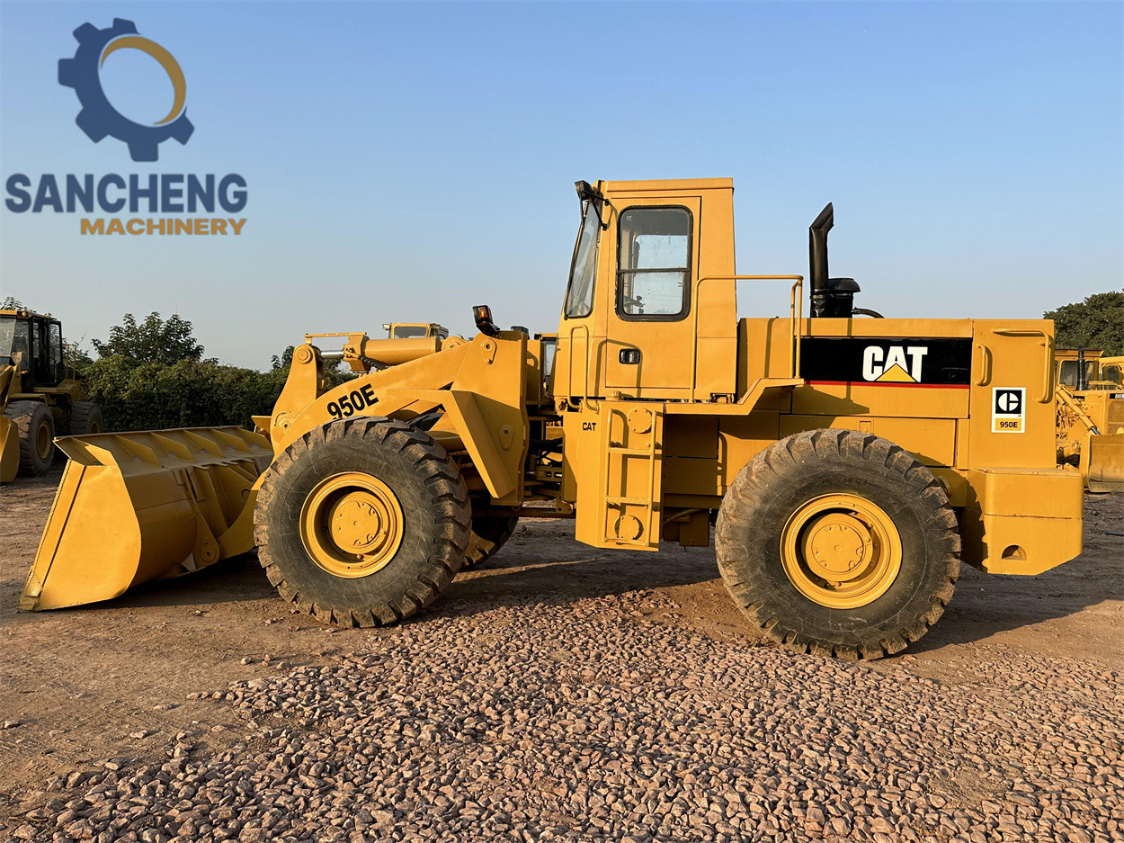 CATERPILLAR 950E - Колісний навантажувач: фото 3 CATERPILLAR 950E - Колісний навантажувач: фото 3