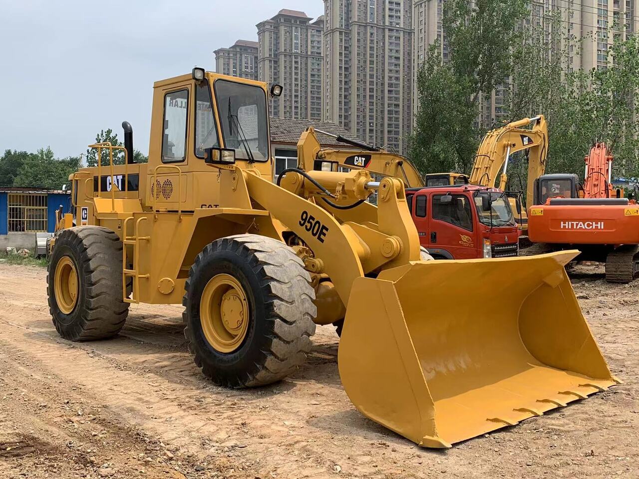 CATERPILLAR 950E - Колісний навантажувач: фото 4 CATERPILLAR 950E - Колісний навантажувач: фото 4