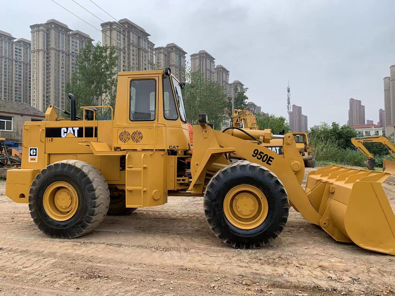 CATERPILLAR 950E - Колісний навантажувач: фото 3 CATERPILLAR 950E - Колісний навантажувач: фото 3