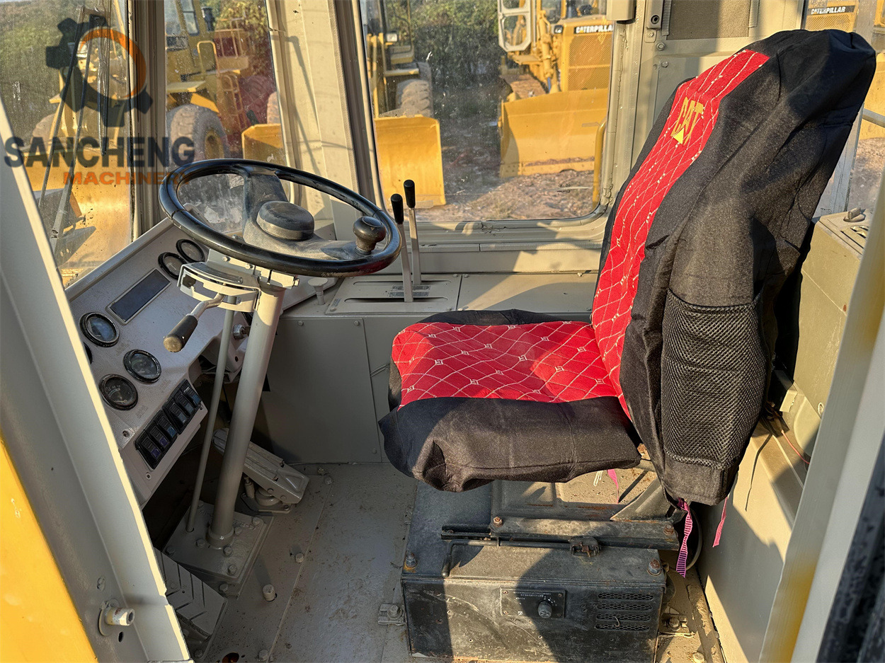 Колісний навантажувач CATERPILLAR 950E: фото 6 Колісний навантажувач CATERPILLAR 950E: фото 6