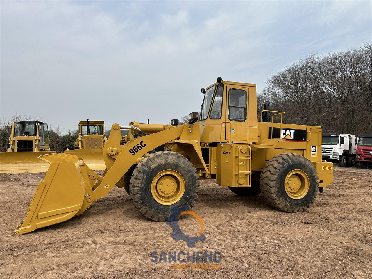 Колісний навантажувач CATERPILLAR 966C: фото 9