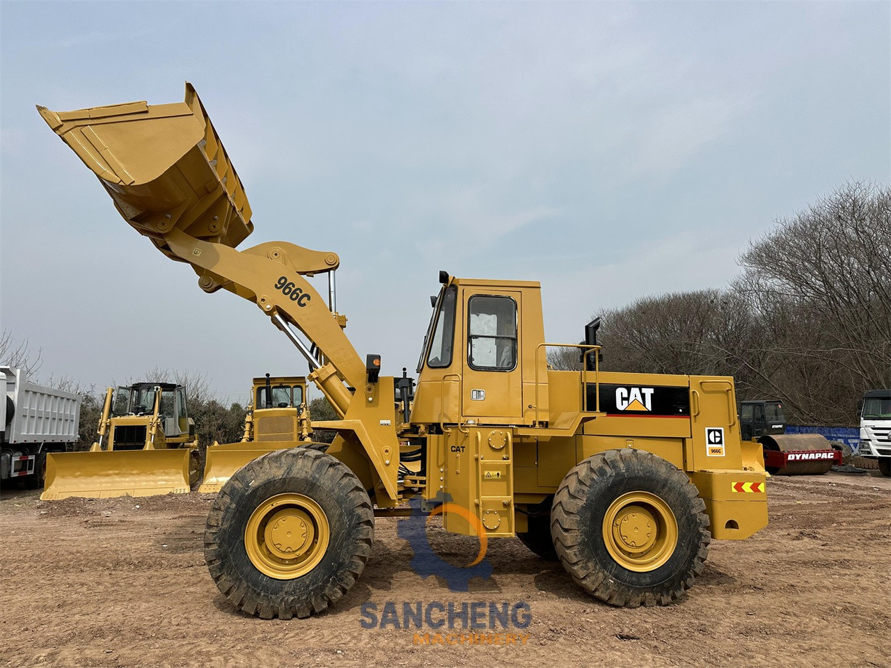 CATERPILLAR 966C - Колісний навантажувач: фото 2 CATERPILLAR 966C - Колісний навантажувач: фото 2