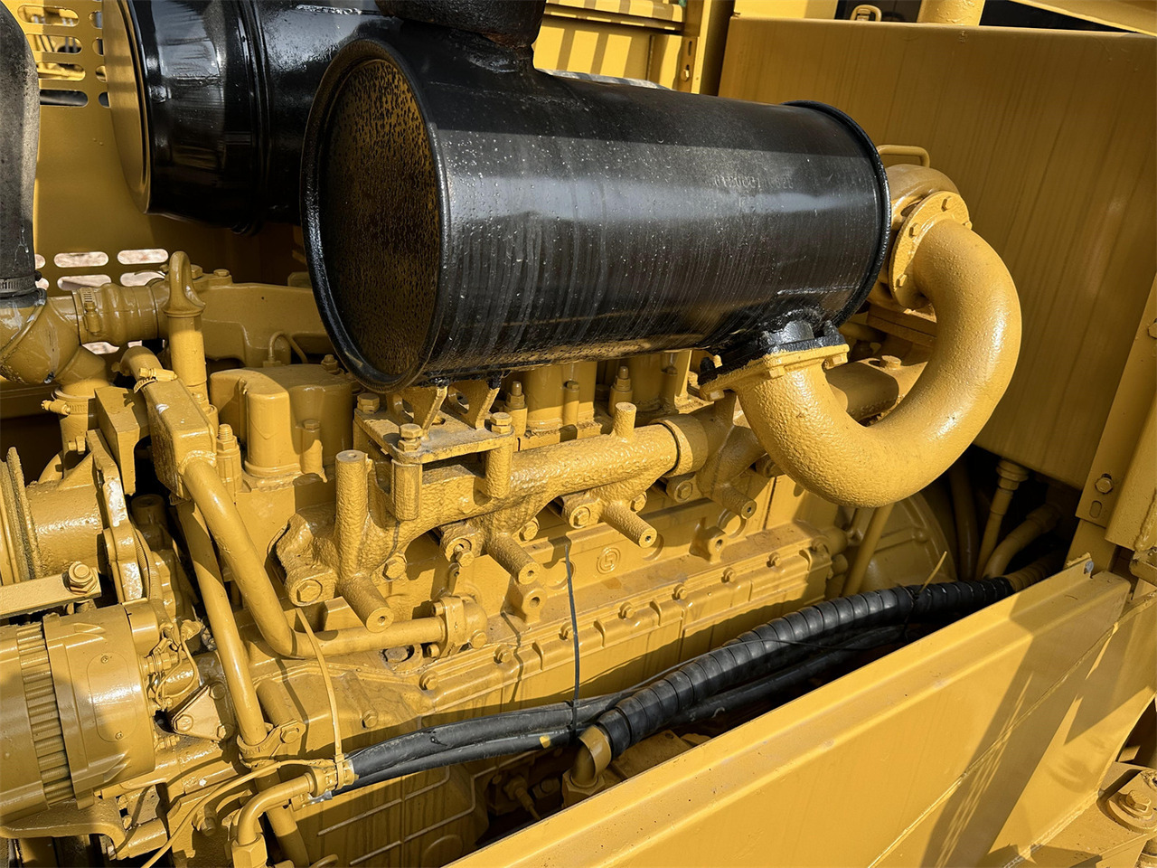 Колісний навантажувач CATERPILLAR 966F: фото 9