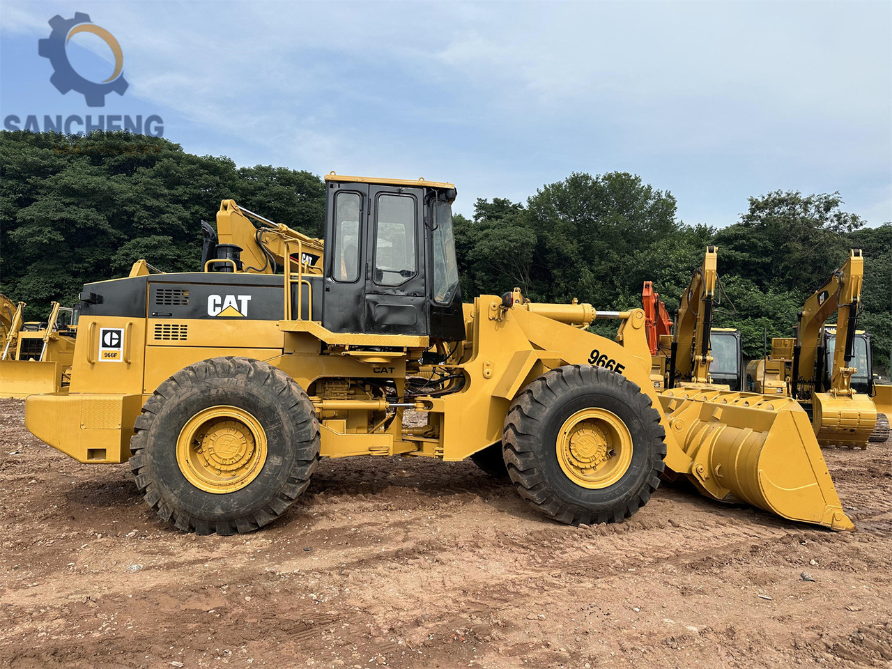 CATERPILLAR 966F - Колісний навантажувач: фото 4 CATERPILLAR 966F - Колісний навантажувач: фото 4