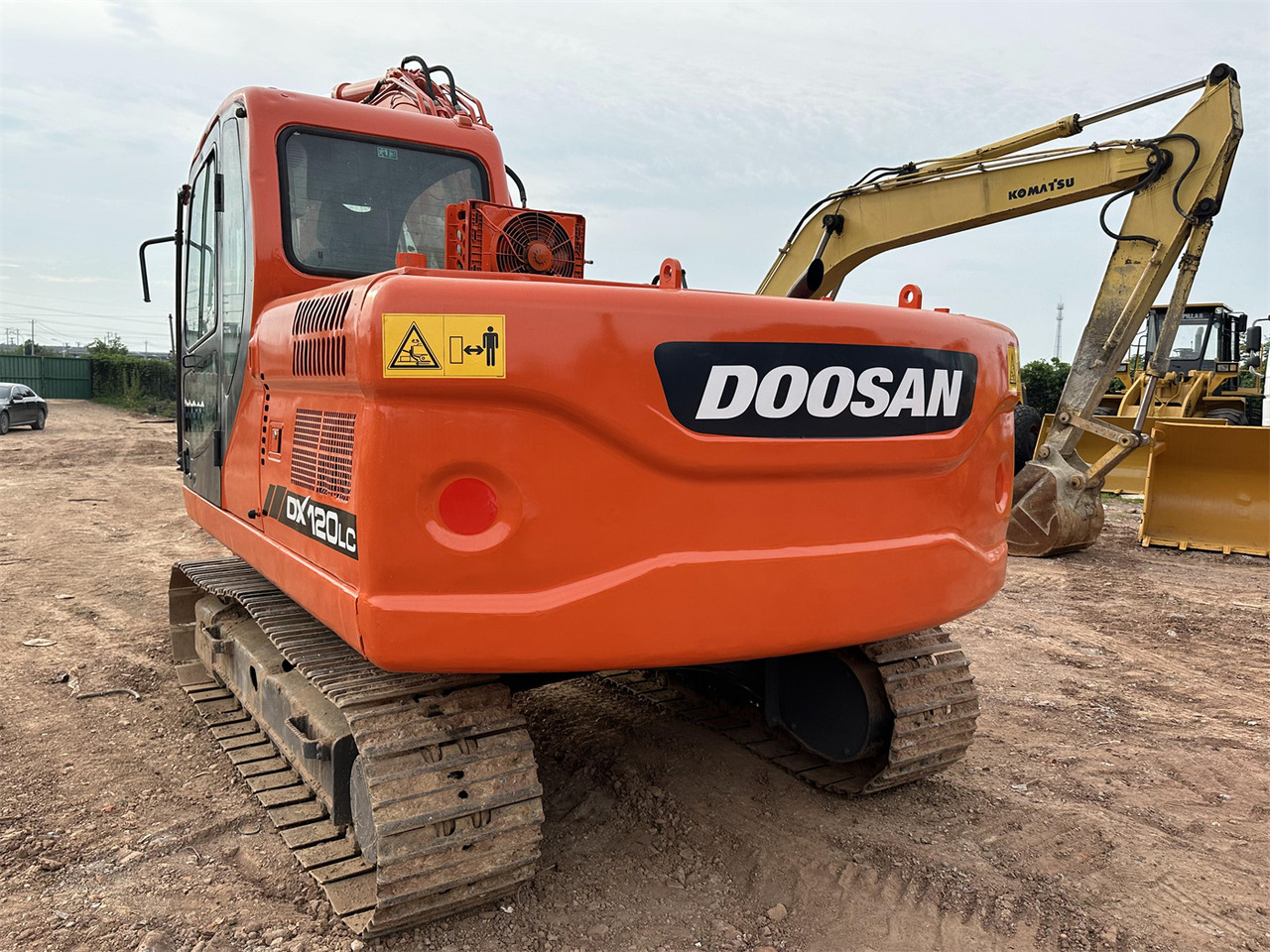 DOOSAN DX120 - Гусеничний екскаватор: фото 4 DOOSAN DX120 - Гусеничний екскаватор: фото 4