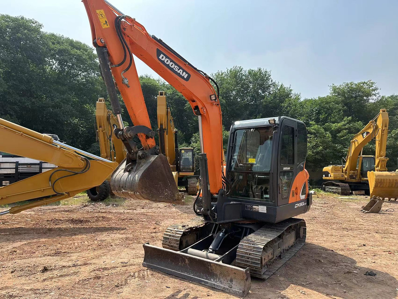 DOOSAN DX60 - Міні-екскаватор: фото 3 DOOSAN DX60 - Міні-екскаватор: фото 3