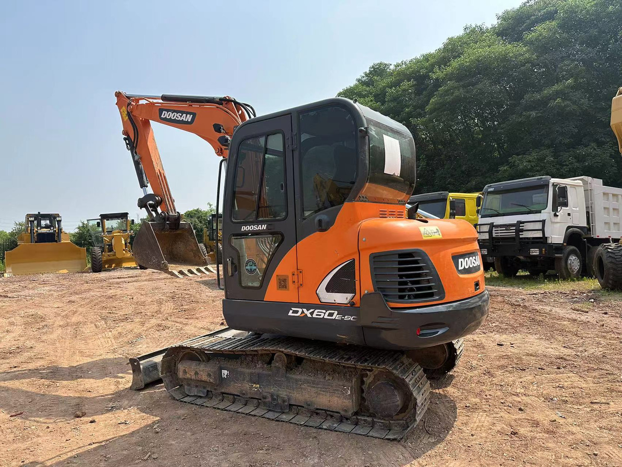 DOOSAN DX60 - Міні-екскаватор: фото 2 DOOSAN DX60 - Міні-екскаватор: фото 2