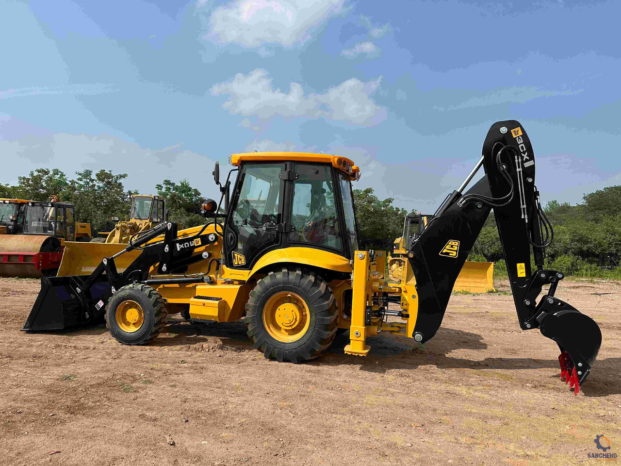 JCB 3CX - Екскаватор-навантажувач: фото 2 JCB 3CX - Екскаватор-навантажувач: фото 2