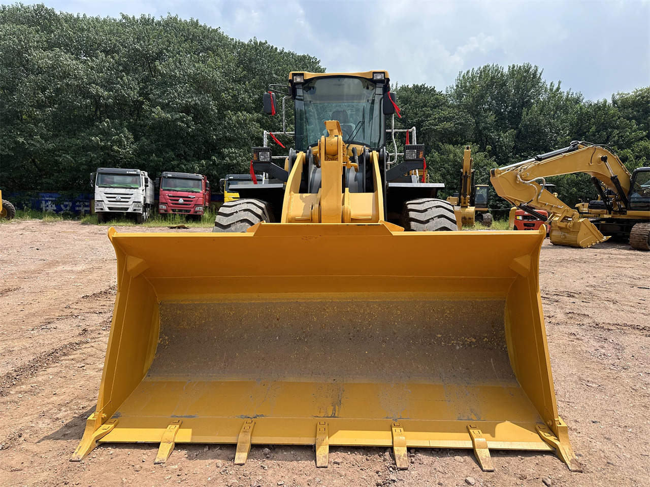 SDLG L956F - Колісний навантажувач: фото 4 SDLG L956F - Колісний навантажувач: фото 4