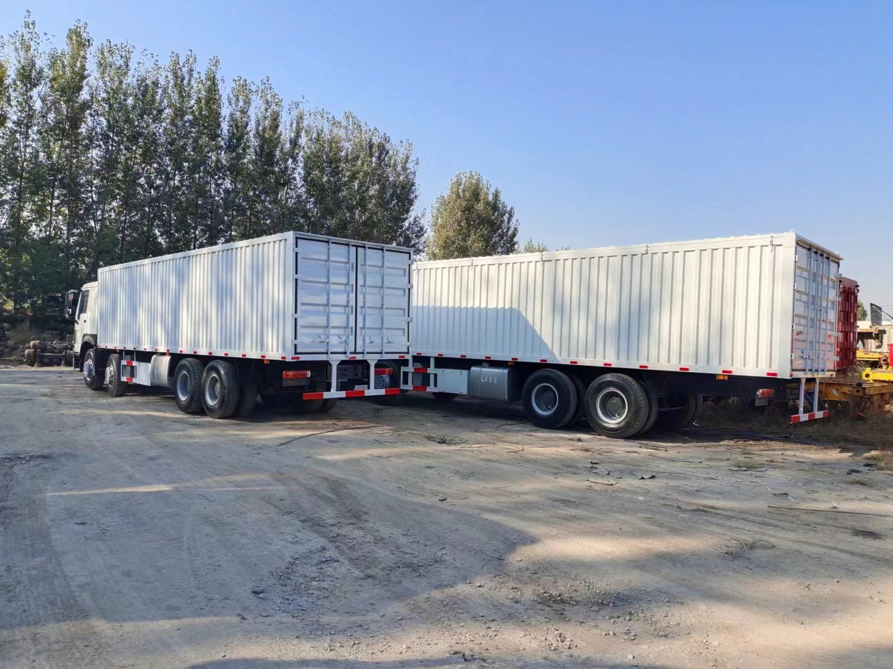 SINOTRUK 400 HOWO Box truck - Ізотермічна вантажівка: фото 5 SINOTRUK 400 HOWO Box truck - Ізотермічна вантажівка: фото 5