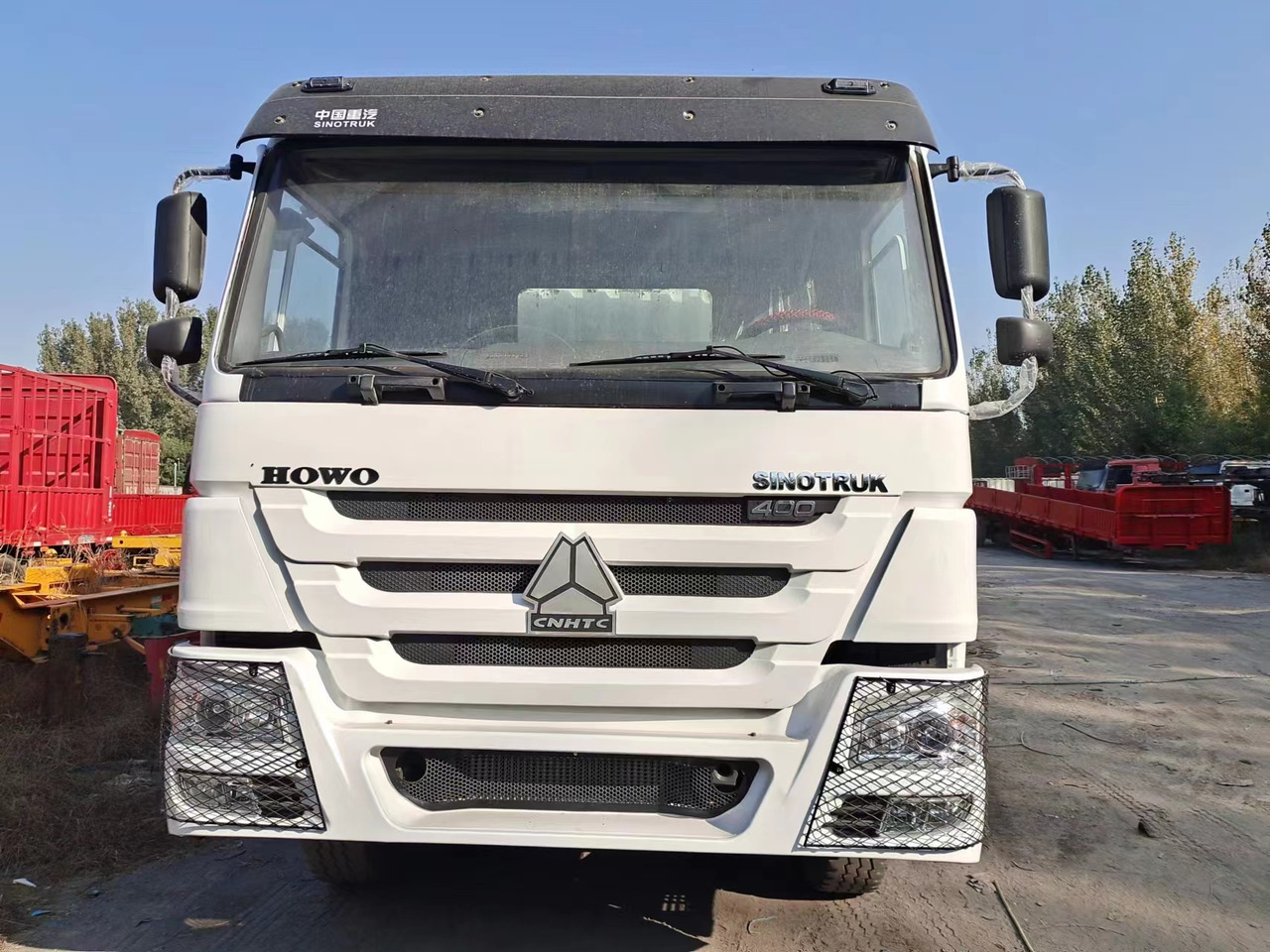 SINOTRUK 400 HOWO Box truck - Ізотермічна вантажівка: фото 3 SINOTRUK 400 HOWO Box truck - Ізотермічна вантажівка: фото 3