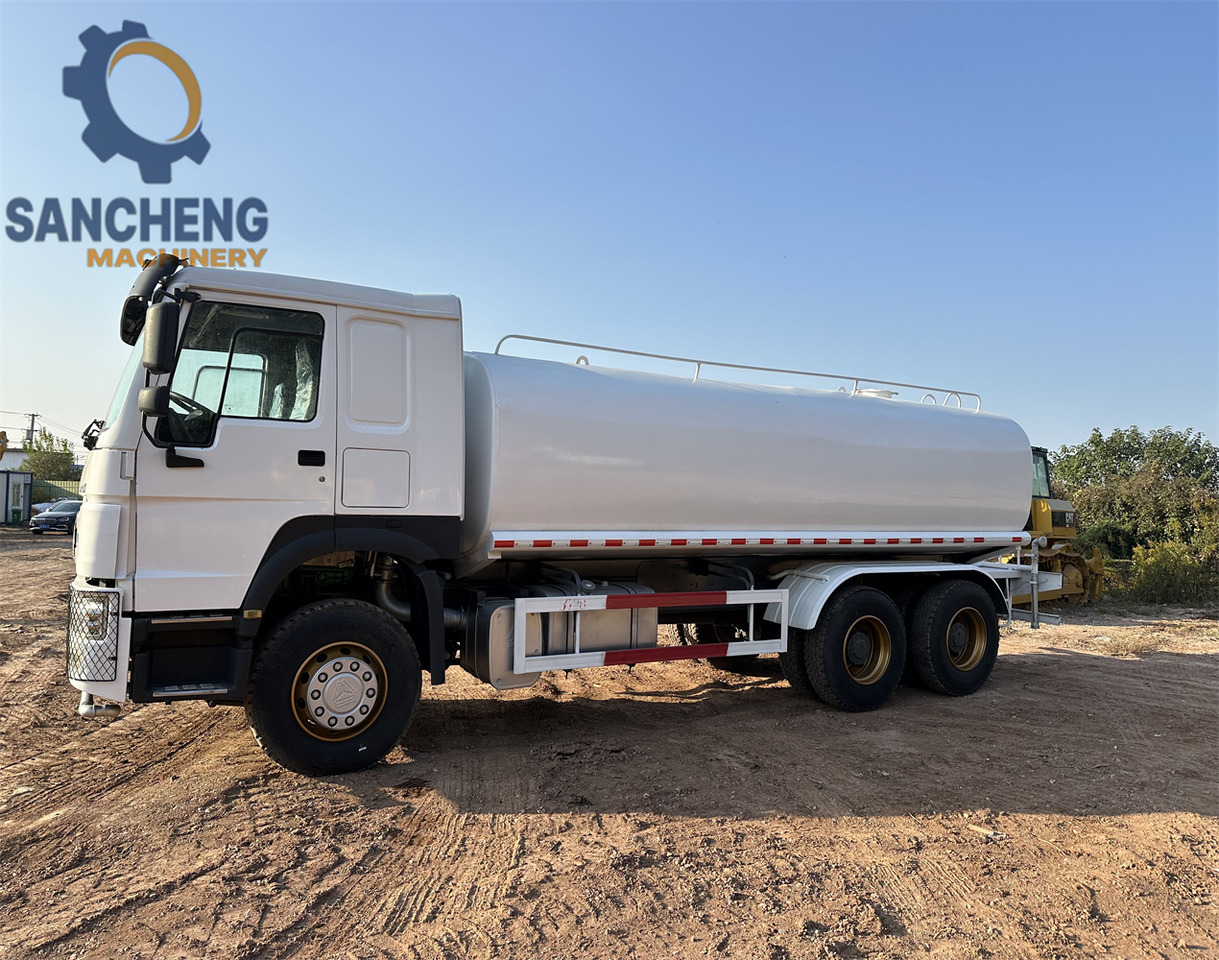 SINOTRUK HOWO 371 6x4 Water Tanker Truck - Вантажівка цистерна: фото 4 SINOTRUK HOWO 371 6x4 Water Tanker Truck - Вантажівка цистерна: фото 4