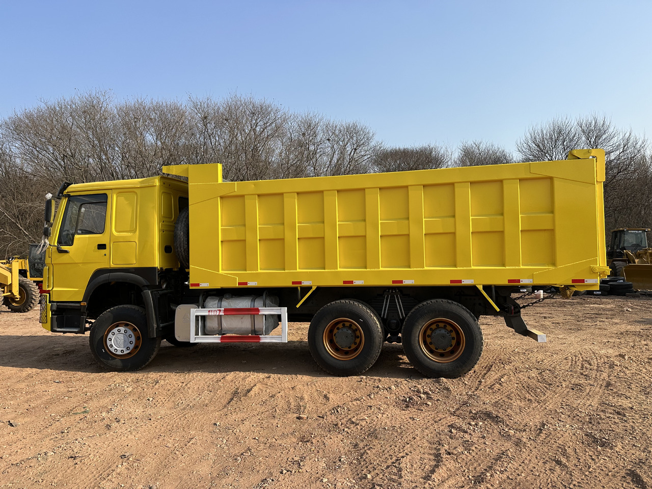 SINOTRUK HOWO 371 - Самоскид вантажівка: фото 5 SINOTRUK HOWO 371 - Самоскид вантажівка: фото 5