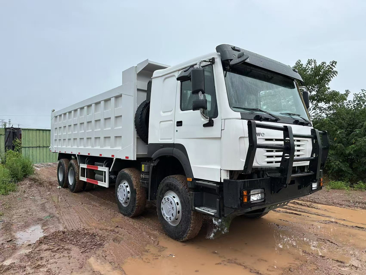 SINOTRUK HOWO 371 with Bumper - Самоскид вантажівка: фото 1 SINOTRUK HOWO 371 with Bumper - Самоскид вантажівка: фото 1