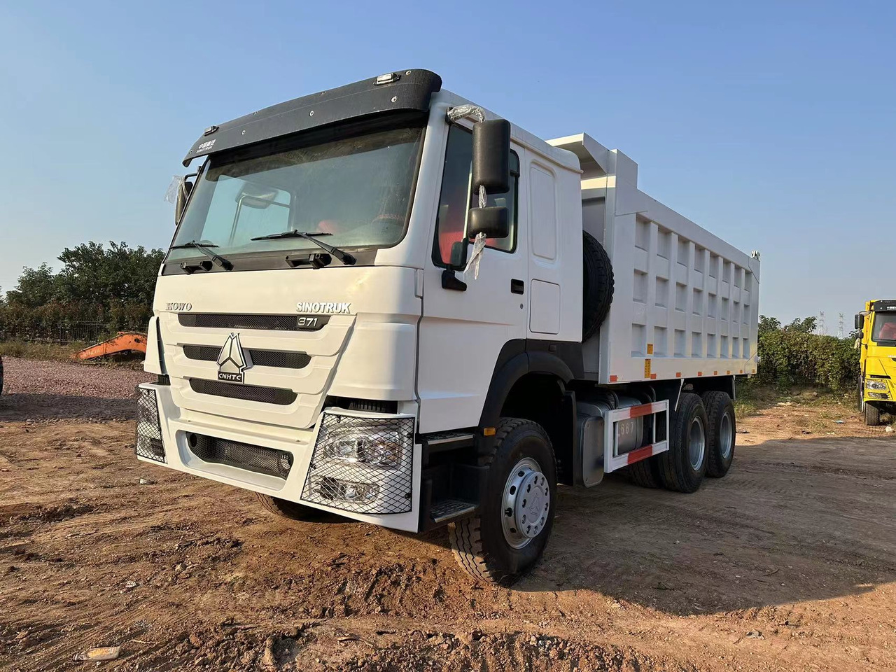 SINOTRUK HOWO 371hp 6x4 - Самоскид вантажівка: фото 1 SINOTRUK HOWO 371hp 6x4 - Самоскид вантажівка: фото 1
